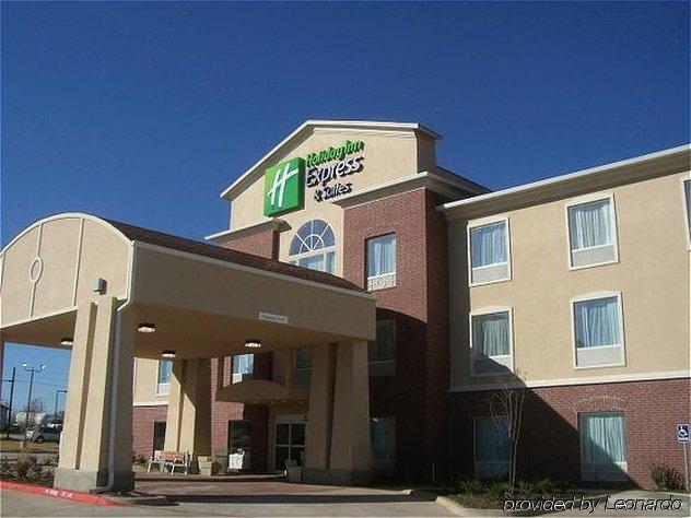 Holiday Inn Express Hotel & Suites Alvarado, An Ihg Hotel Exterior photo